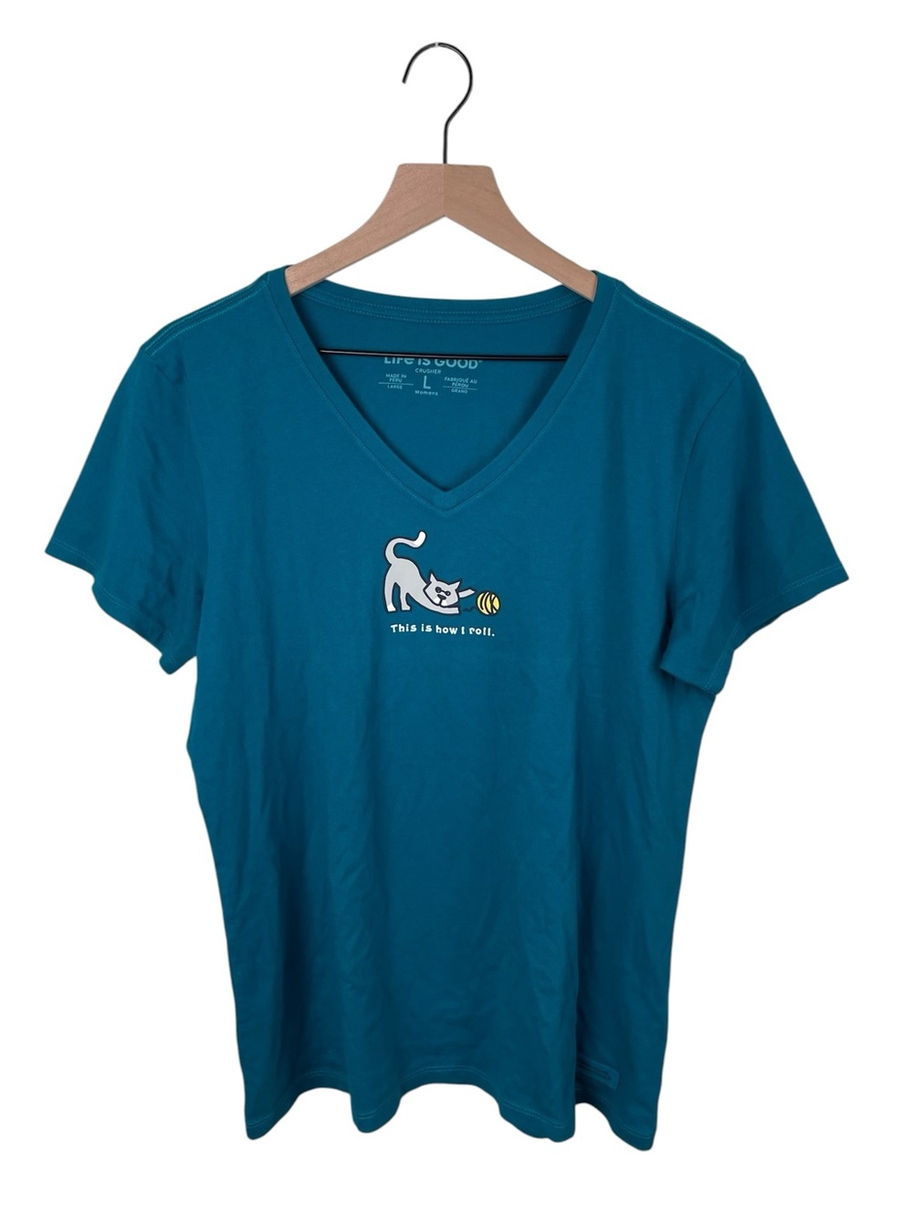 Life is Good Women's Crusher Tee Size Large Cat Yarn This is How I Roll Cotton